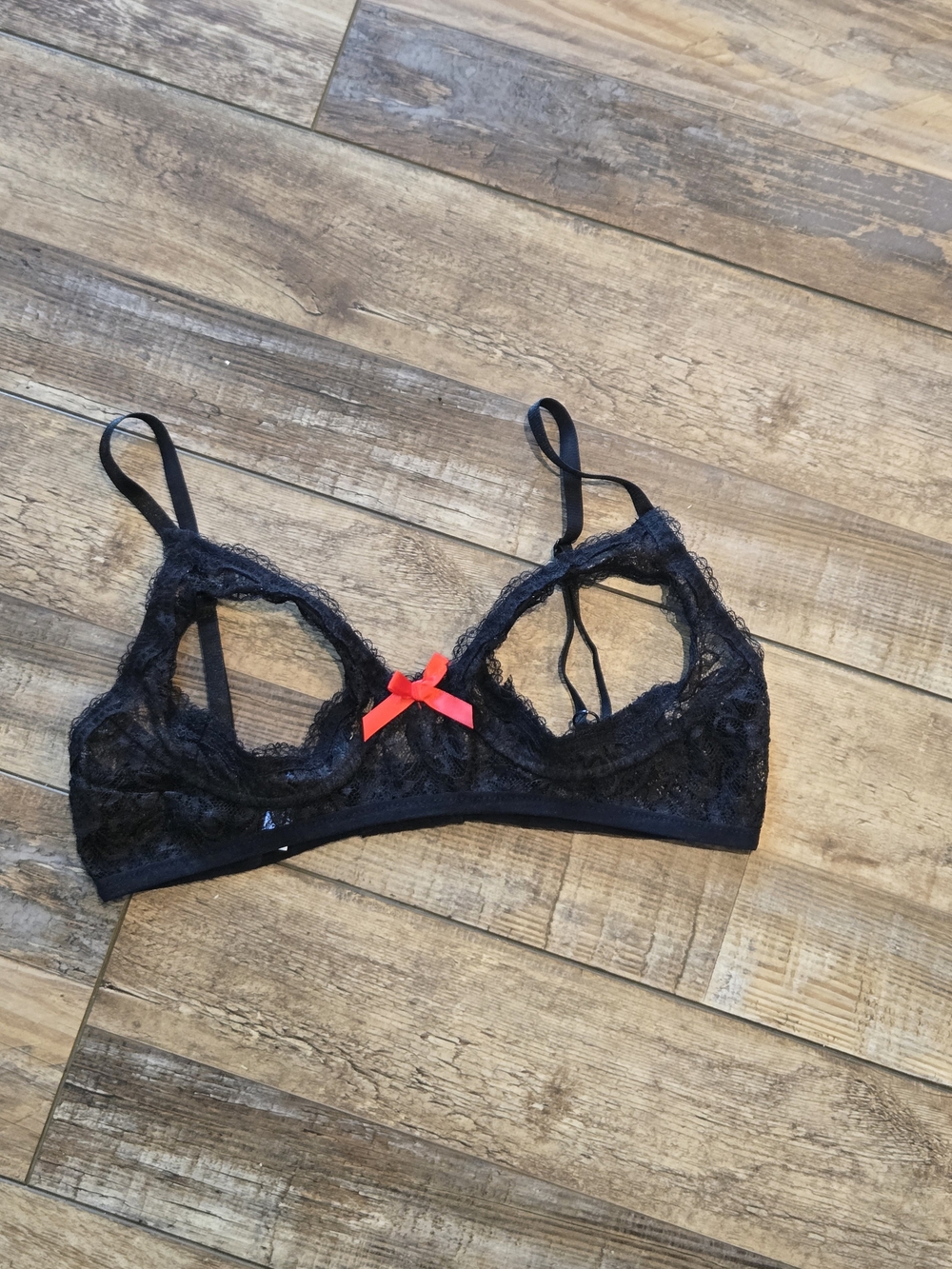 iEFIEL Black Lace Open Cup Bralette Red Bow Detail Size Small